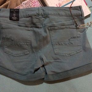 American Eagle Twill Super Stretch Midi Shorts 12